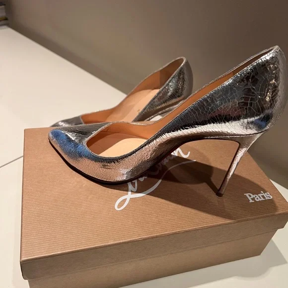 CHRISTIAN LOUBOUTIN
Broken Glass Corneille 100 Pumps 40.5 Silver - Picture 4 of 7